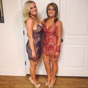 Lulus size small lace dress❗️❗️‼️